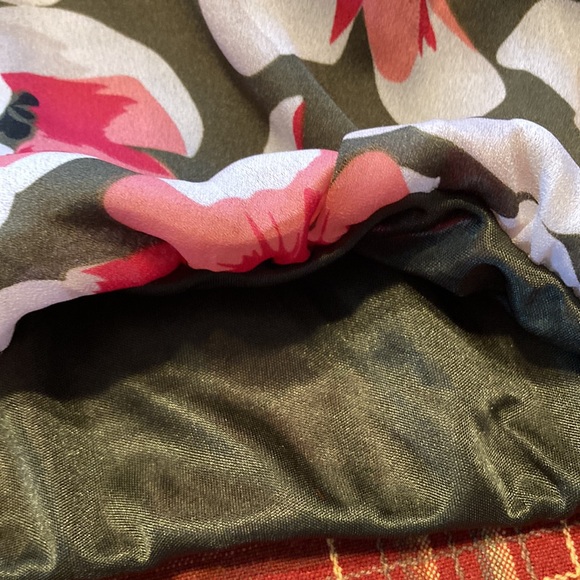 Women’s Liz Claiborne Collection Sleeveless Blouse XL NWT Tuscan Olive M #50 - Picture 14 of 17